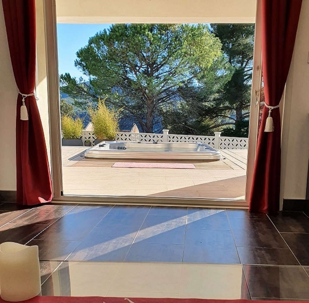 Villa – photo 13
