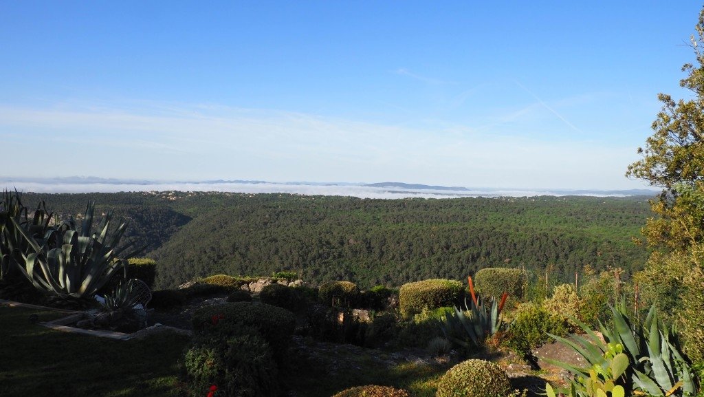 Maison en haut d’une falaise – photo 6