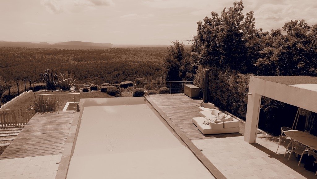 Maison en haut d’une falaise – photo 16