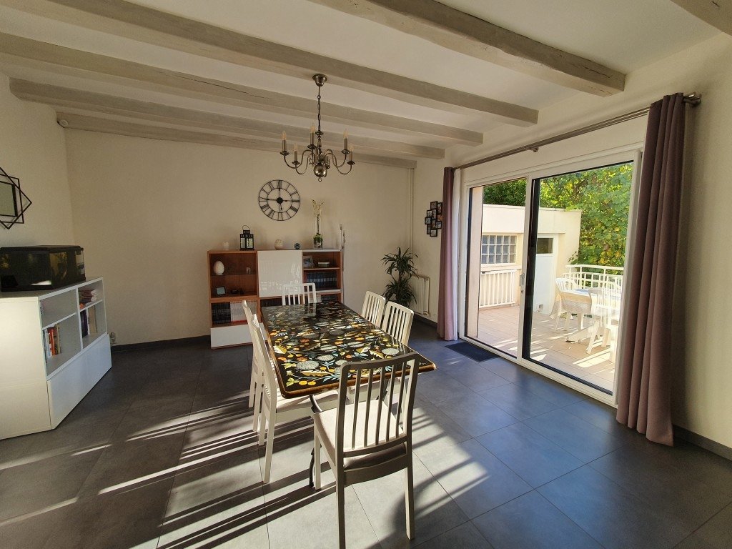 Maison familiale avec grand jardin, vue forêt – photo 9