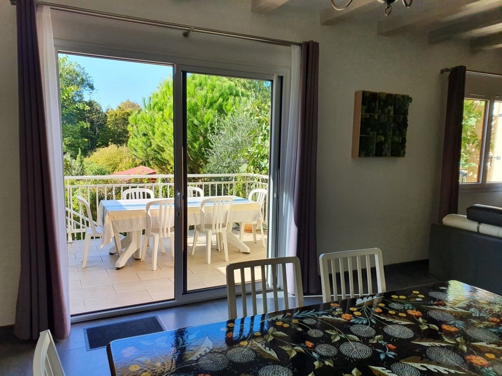 Maison familiale avec grand jardin, vue forêt – photo 10