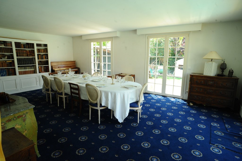 Maison avec terrain et piscine – photo 12