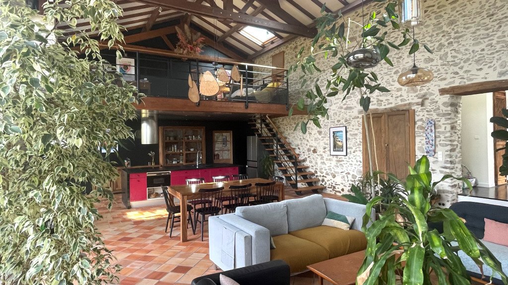 Maison en pierre de caractère – photo 2