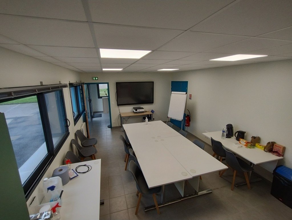 Laboratoire pharmaceutique proche Paris – photo 1