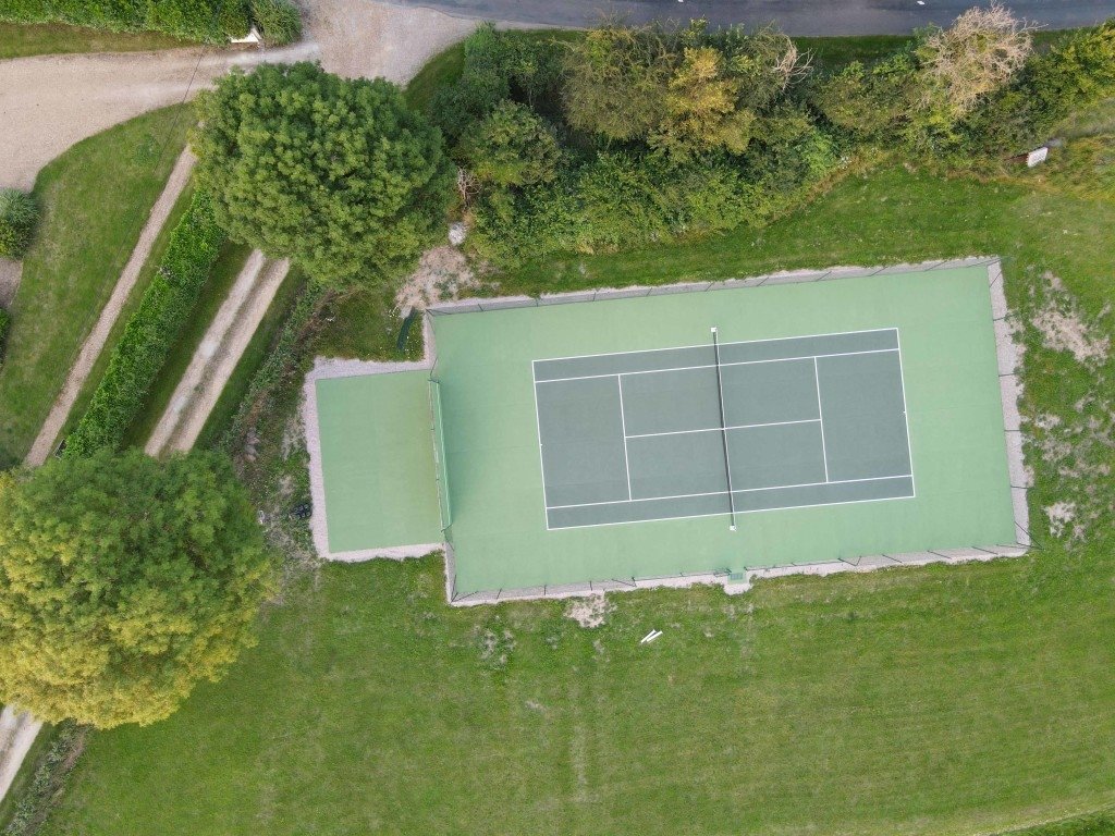 Propriétés en bord de rivière dans leurs jus – photo 11