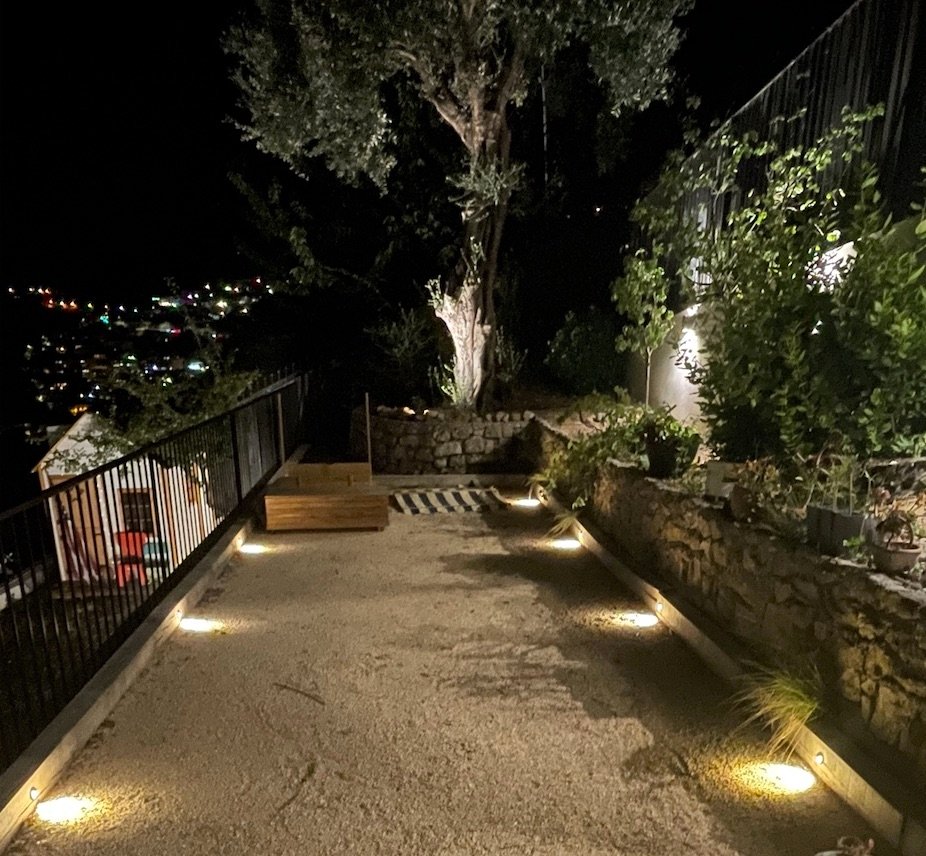 Maison avec vue sur la baie de Nice – photo 3