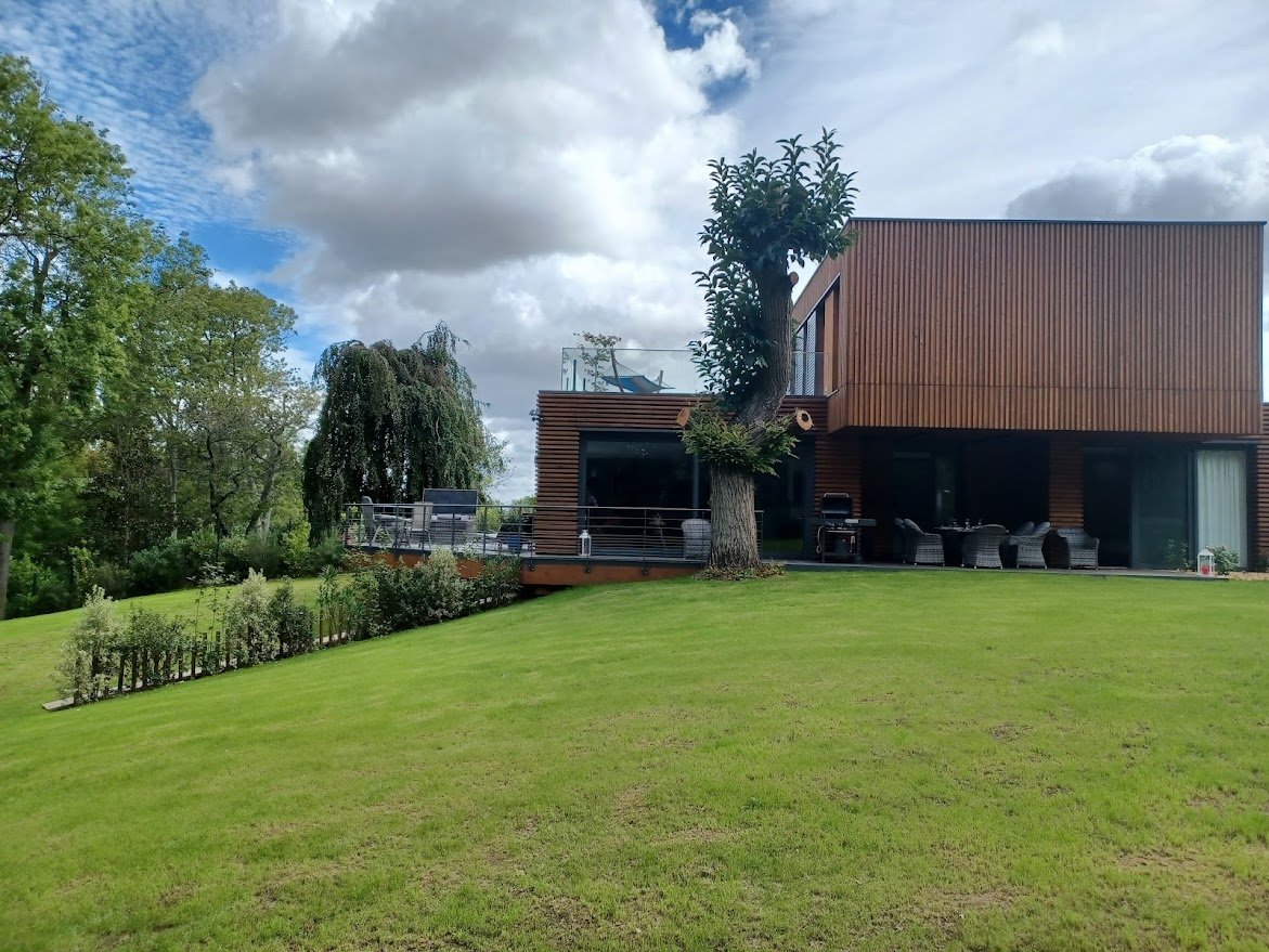 Villa d’architecte en bois – photo 2