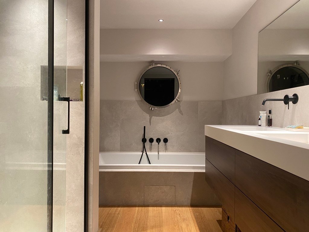 Péniche avec intérieur cosy en région Lyonnaise – photo 13