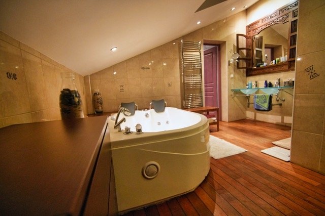 Loft atypique de 290 m2 en région parisienne – photo 11