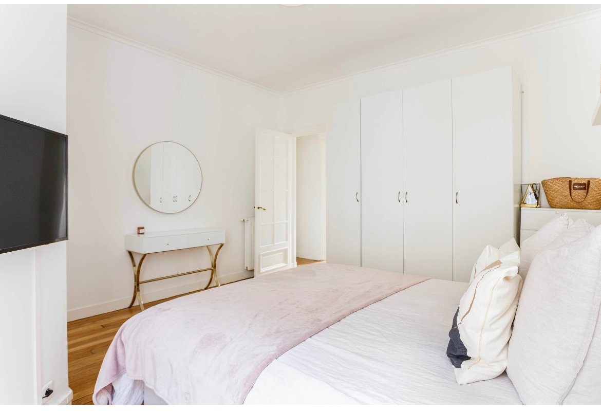 Appartement Parisien Haussmannien – photo 8