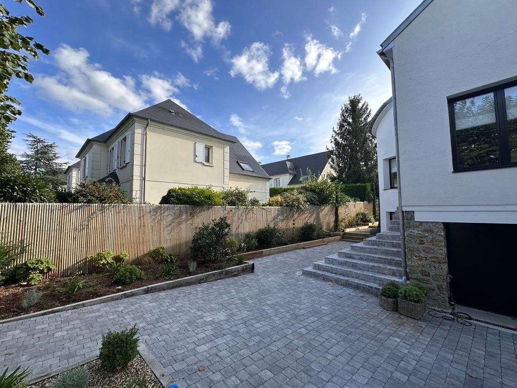 Elégante maison contemporaine en île de France – photo 10