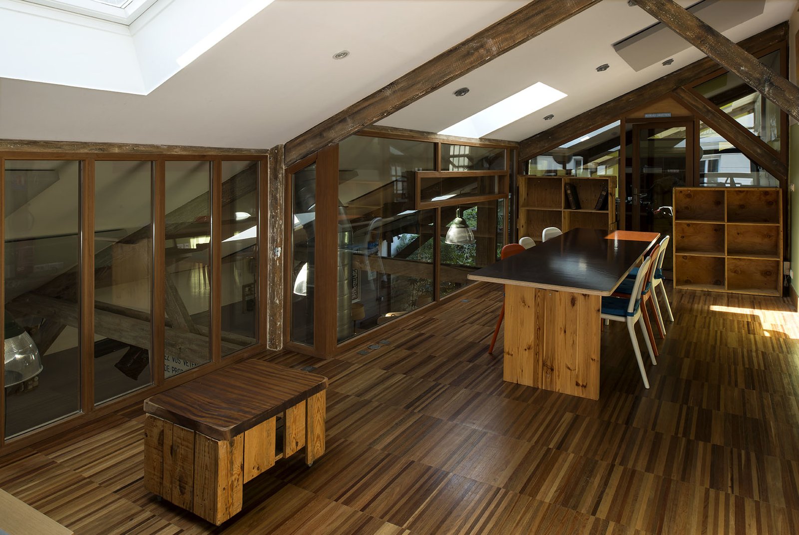 Ancien entrepôt revisité en Loft original et atypique pour vos tournages/shootings – photo 10