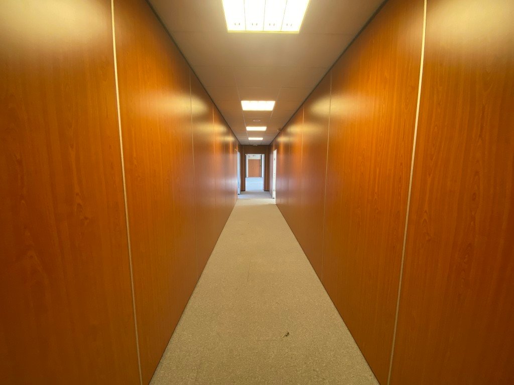 Deux bâtiments de 4000 m2 vides ou avec décors en région parisienne ” Exclusivité P.A.T” – photo 5