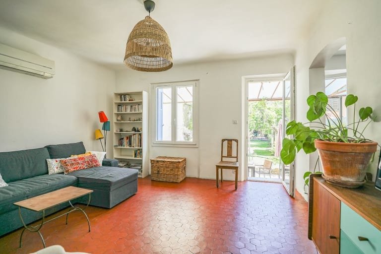 Maison atypique proche Marseille – photo 14