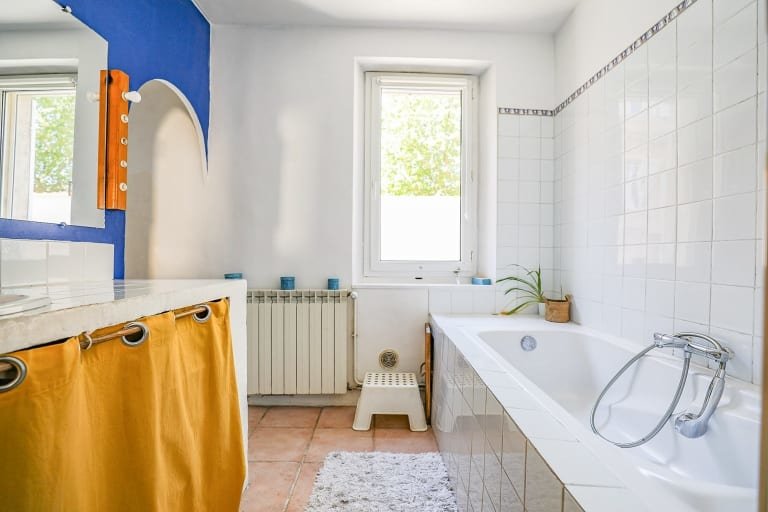 Maison atypique proche Marseille – photo 22