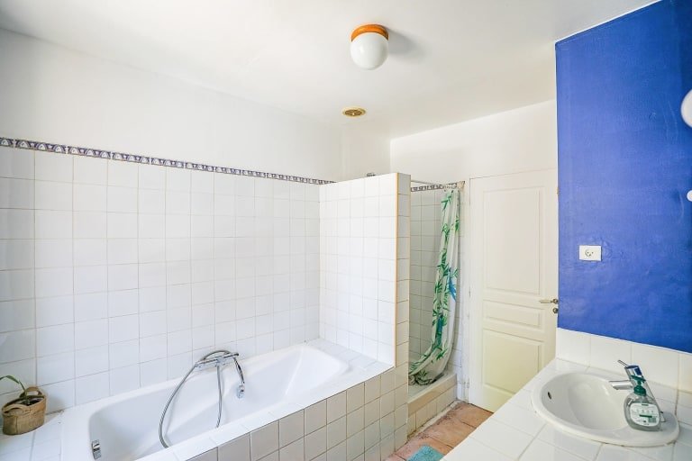 Maison atypique proche Marseille – photo 23