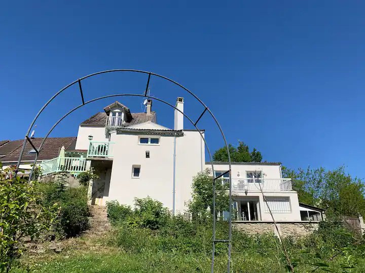 Villa atypique au coeur de la forêt – photo 3