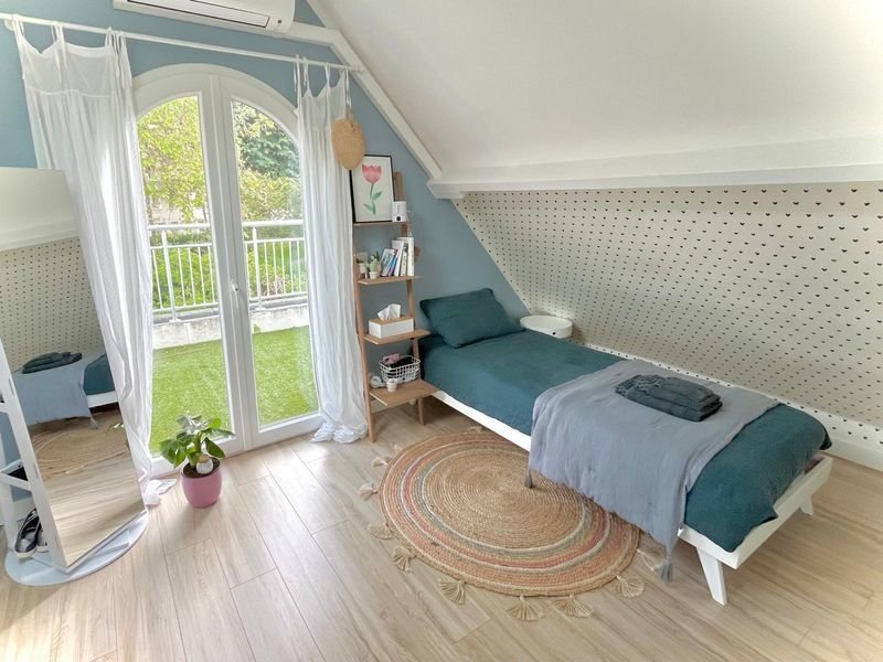 Maison rénovée avec jardin en île de France – photo 11