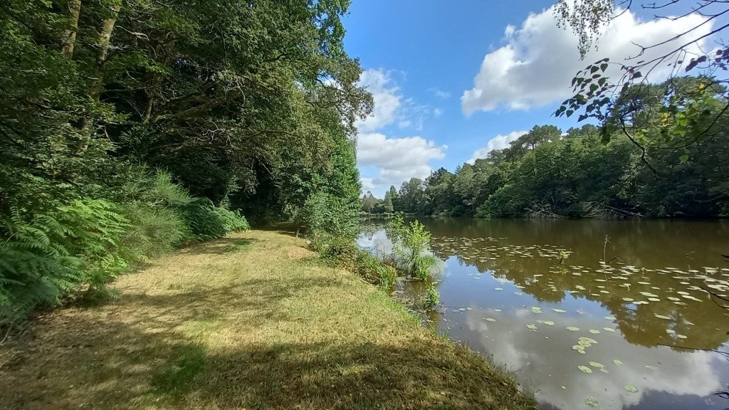 Ancien Village Hôtel désaffecté et vide à 2Heures de Paris pour tournages/shootings – photo 2
