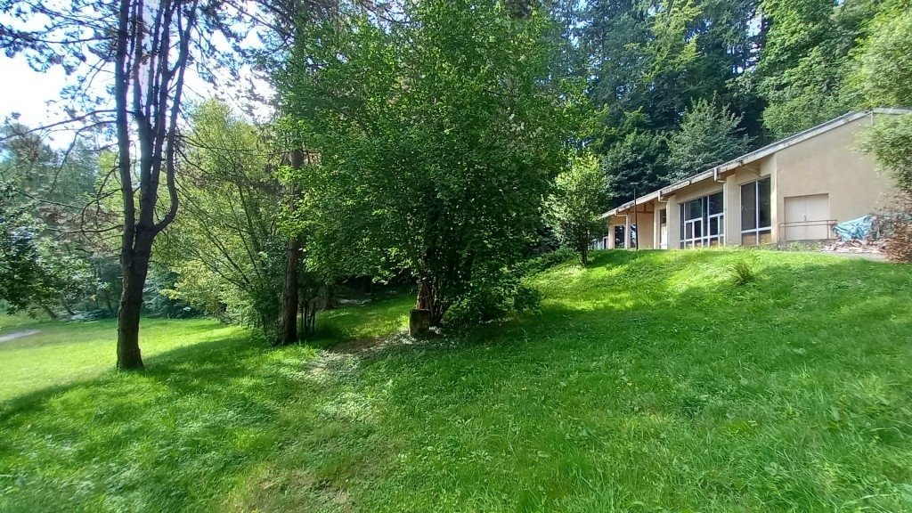 Ancien Village Hôtel désaffecté et vide à 2Heures de Paris pour tournages/shootings – photo 8