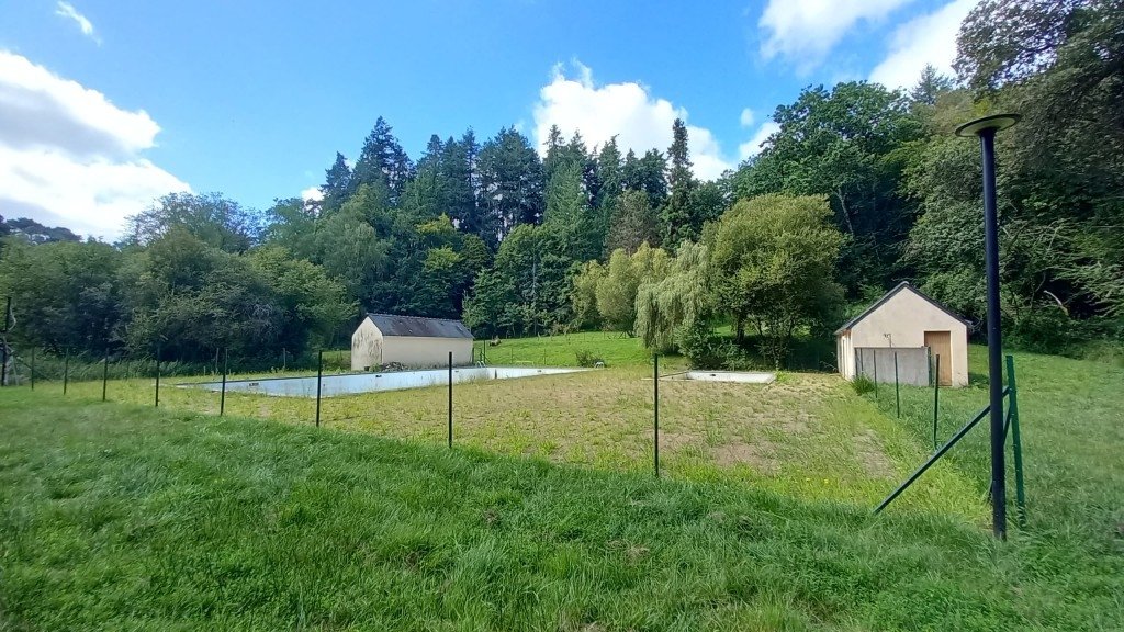 Ancien Village Hôtel désaffecté et vide à 2Heures de Paris pour tournages/shootings – photo 9