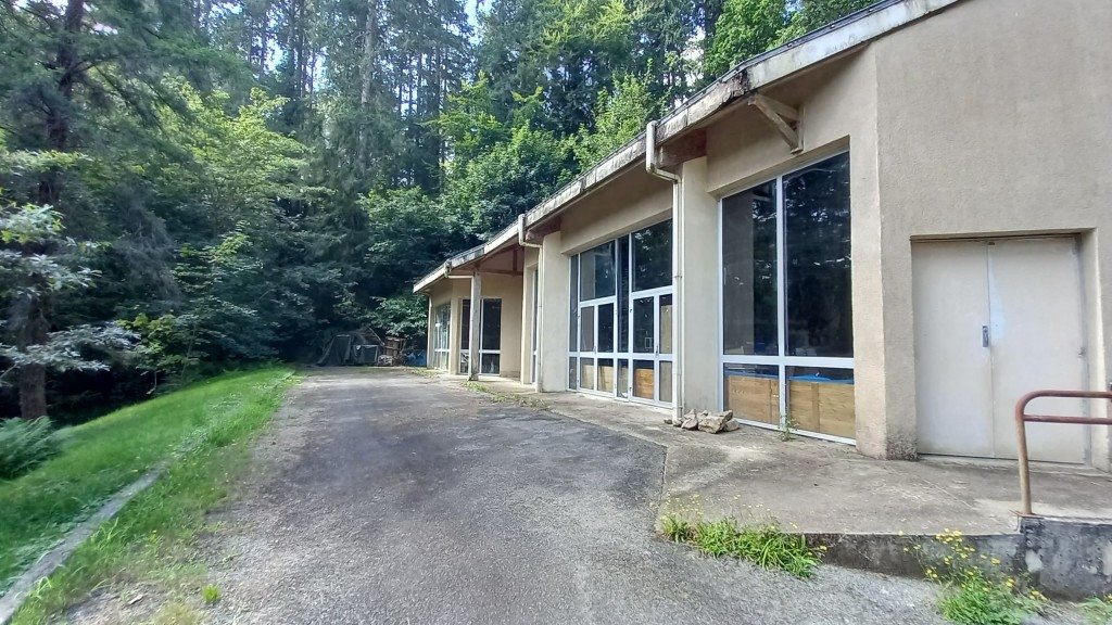 Ancien Village Hôtel désaffecté et vide à 2Heures de Paris pour tournages/shootings – photo 10