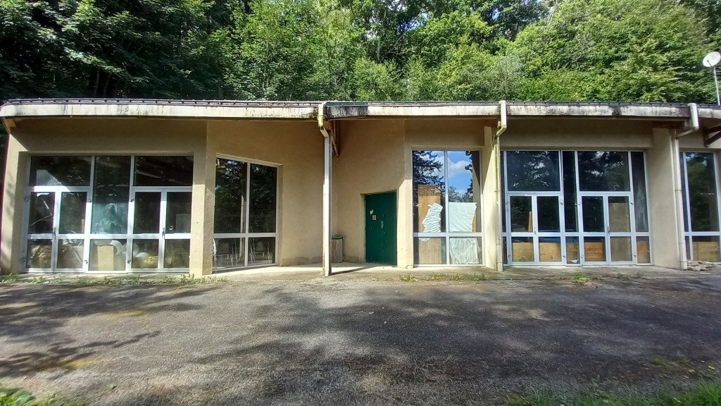 Ancien Village Hôtel désaffecté et vide à 2Heures de Paris pour tournages/shootings – photo 11