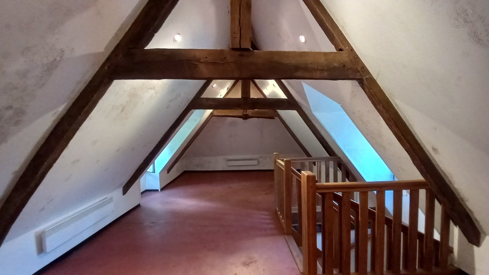 Ancien Village Hôtel désaffecté et vide à 2Heures de Paris pour tournages/shootings – photo 23