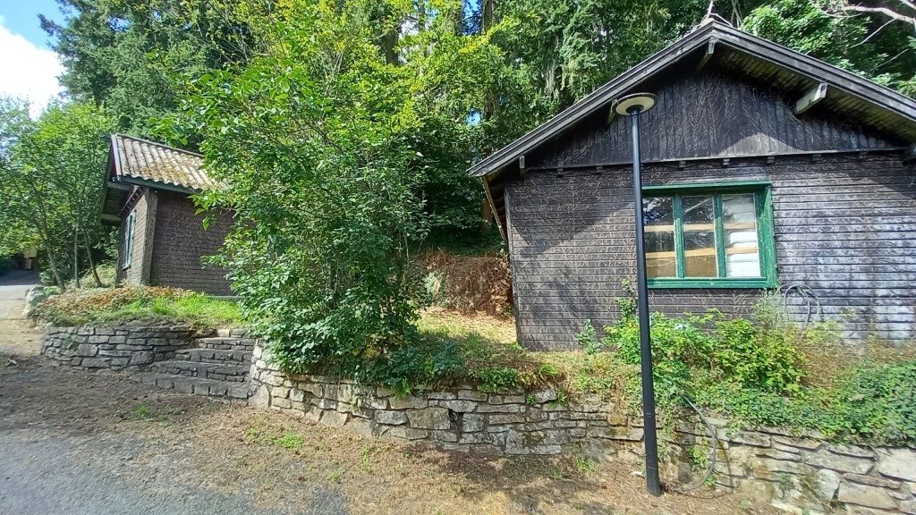 Ancien Village Hôtel désaffecté et vide à 2Heures de Paris pour tournages/shootings – photo 24