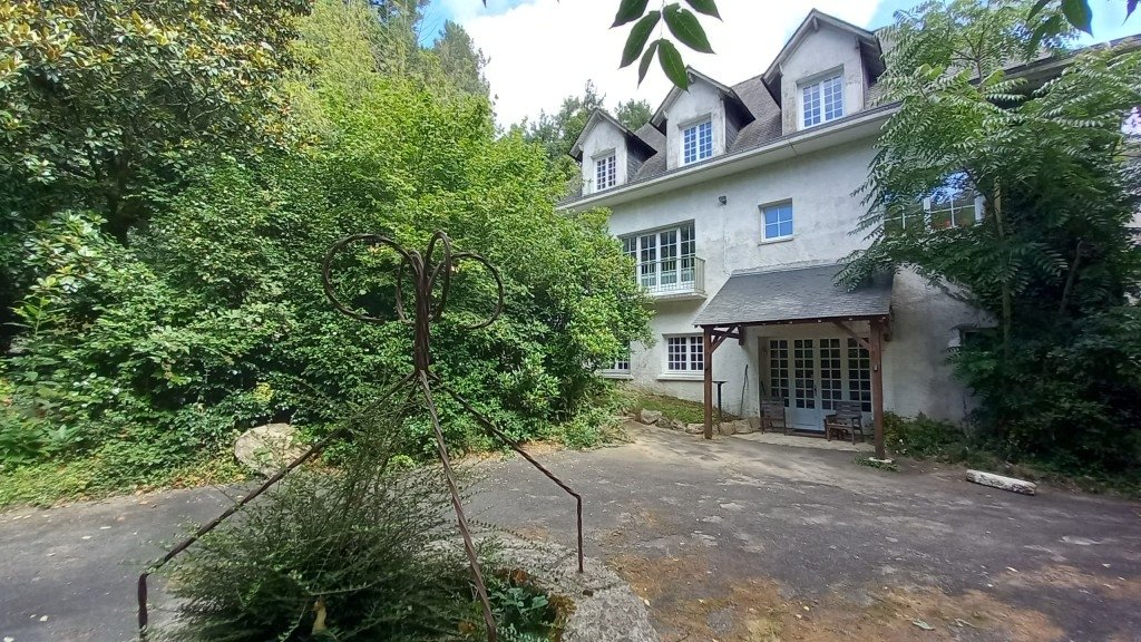 Ancien Village Hôtel désaffecté et vide à 2Heures de Paris pour tournages/shootings – photo 31