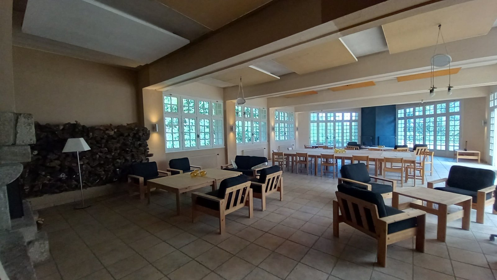 Ancien Village Hôtel désaffecté et vide à 2Heures de Paris pour tournages/shootings – photo 49