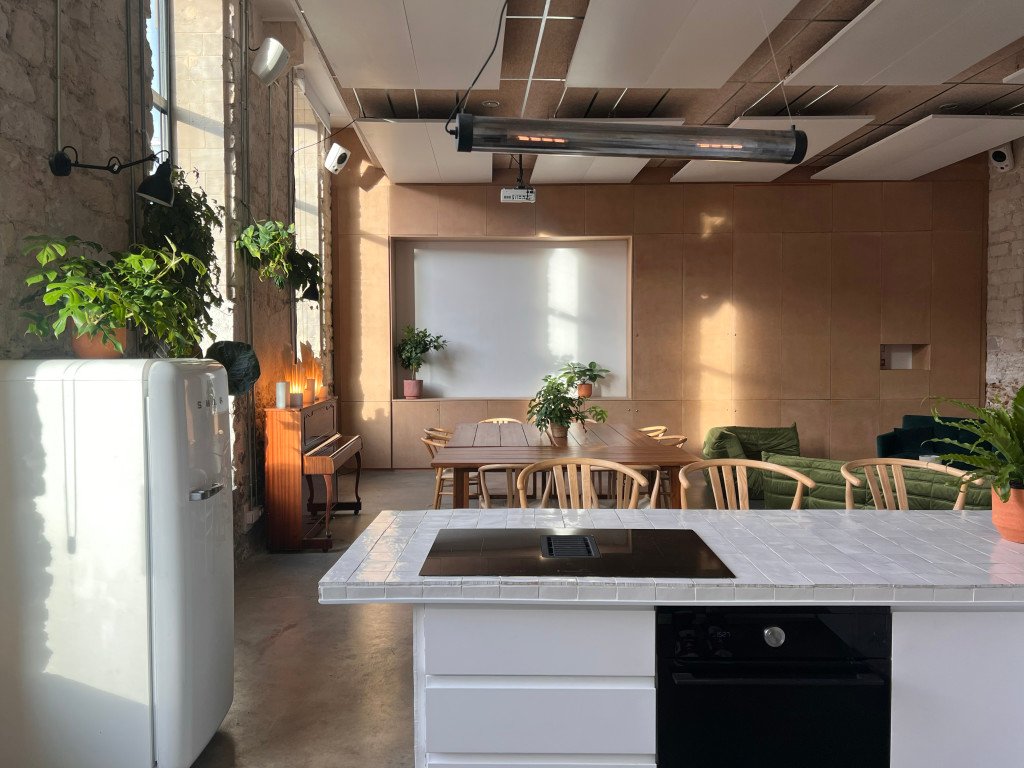 Ancienne caserne de pompiers à louer pour vos évènements/shootings/clip/tournages à Paris – photo 1