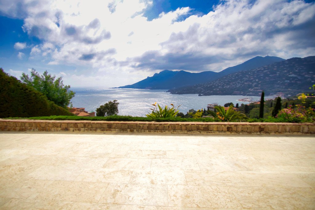 Villa avec piscine dans le sud de la France – photo 25