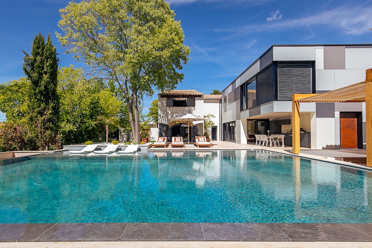 Villa d’architecte contemporaine élégante et stylée dans le sud de la France – photo 2