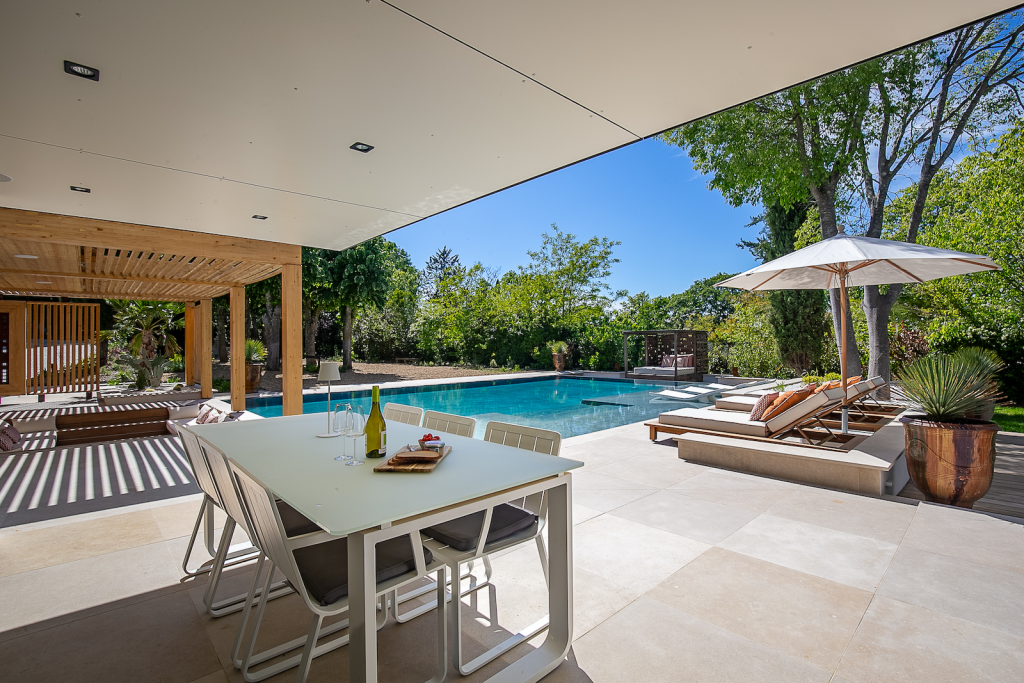 Villa d’architecte contemporaine élégante et stylée dans le sud de la France – photo 6