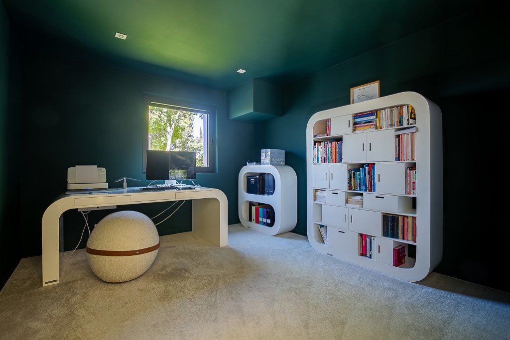 Villa d’architecte contemporaine élégante et stylée dans le sud de la France – photo 27