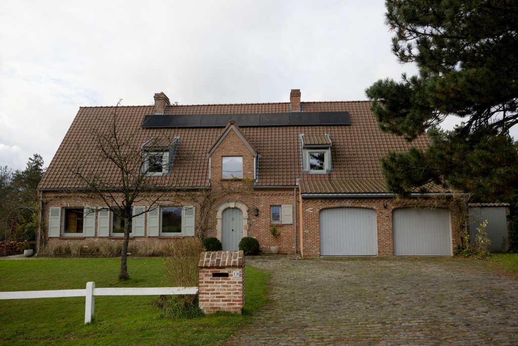 Maison des années 70′ de 300 m2 rénovée avec goût proche de Bruxelles – photo 4