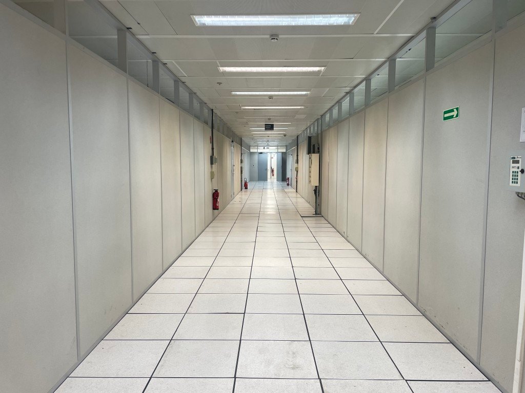 Ancien data center et Bureaux à louer pour vos tournages/shootings/clips en région parisienne – photo 6