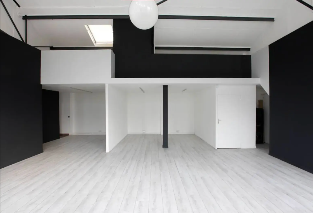 Loft d’Artiste Industriel vide de 250 m² proche de Paris pour clip/shooting/tournage – photo 3