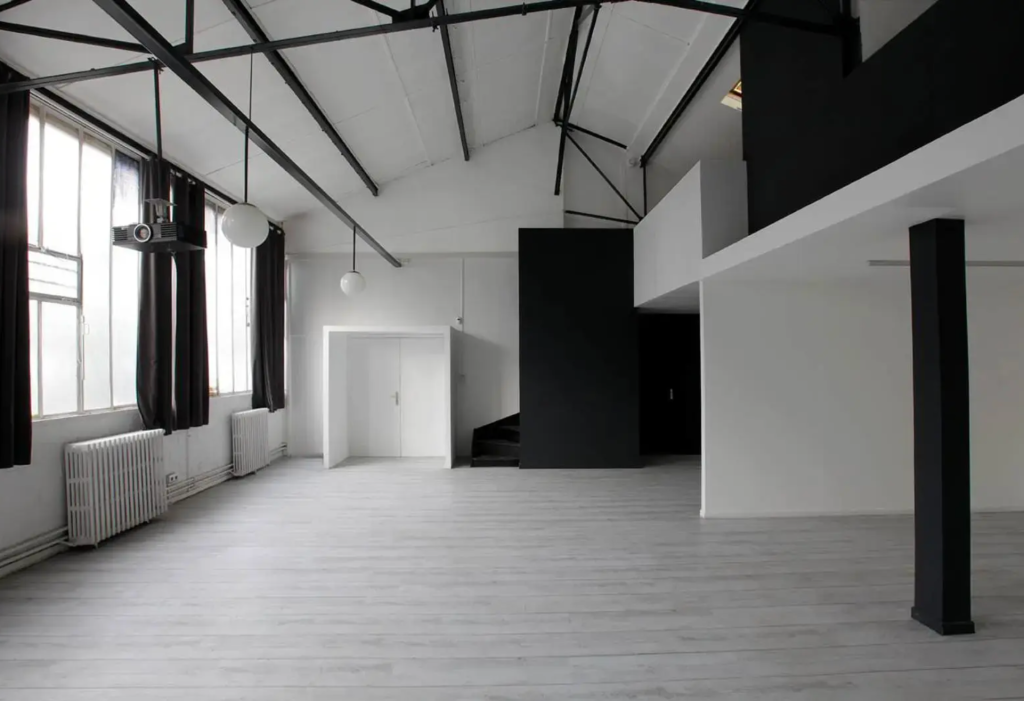 Loft d’Artiste Industriel vide de 250 m² proche de Paris pour clip/shooting/tournage – photo 8