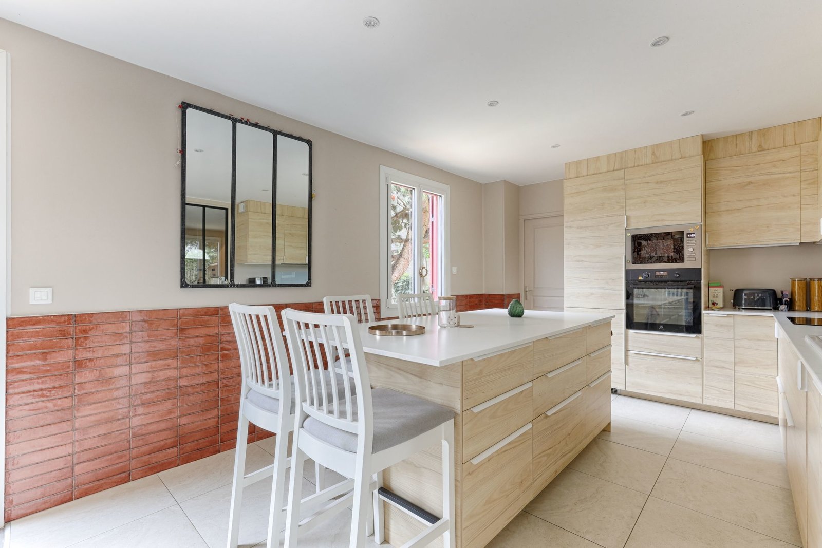 Maison en région parisienne intérieur moderne – photo 11