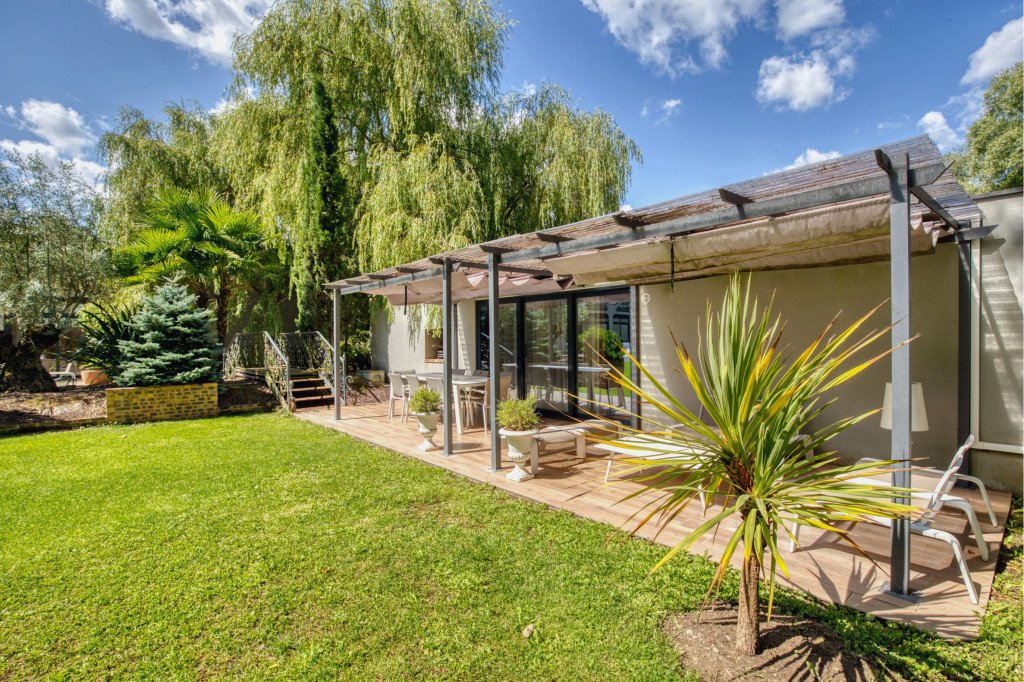 Loft contemporain avec différentes ambiances en région parisienne – photo 10