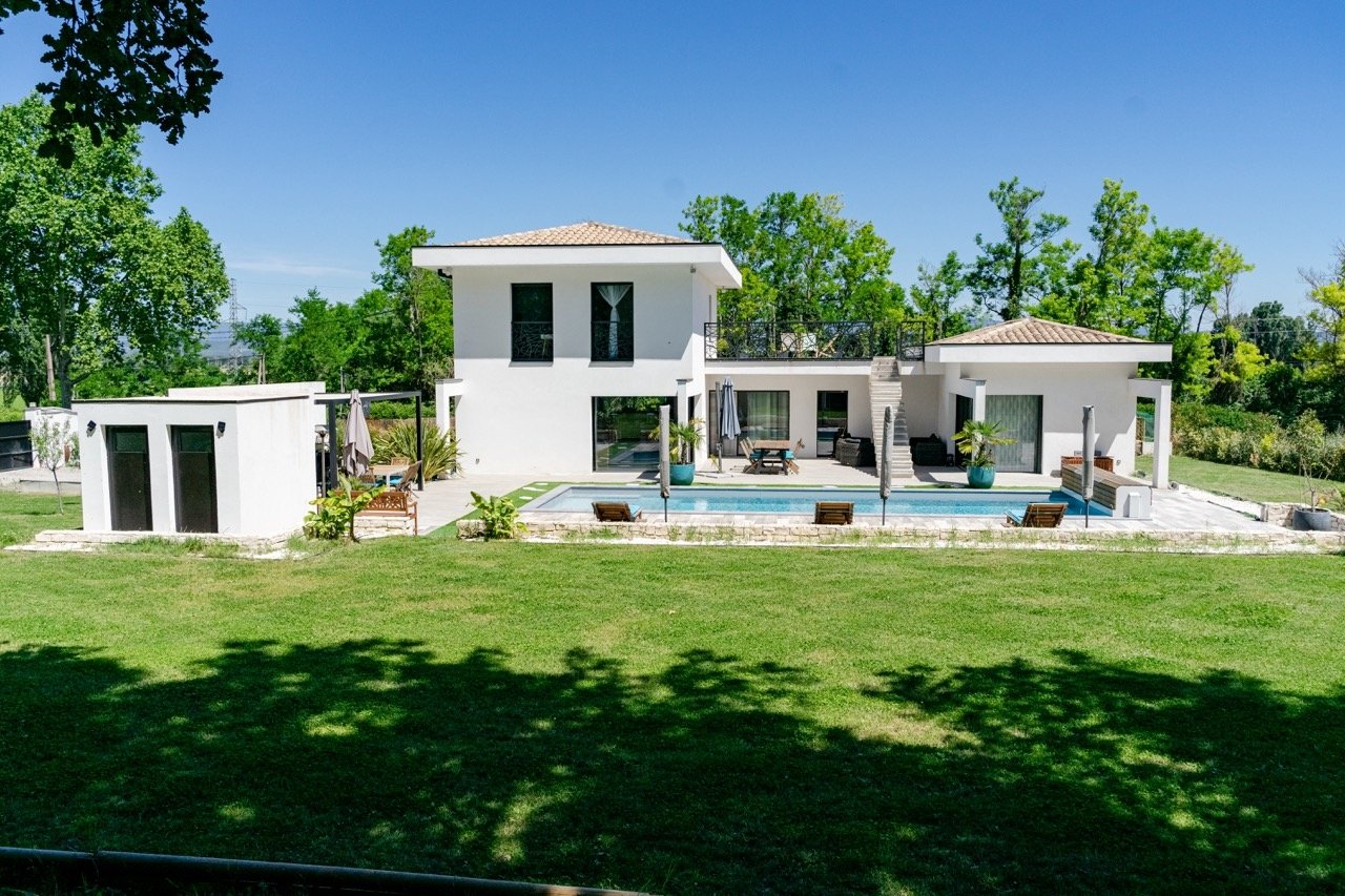 Maison avec terrain et piscine proche Aix en Provence – photo 1