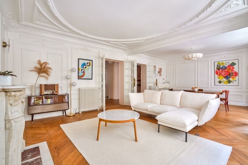 Appartement Haussmannien élégant à Paris – photo 4