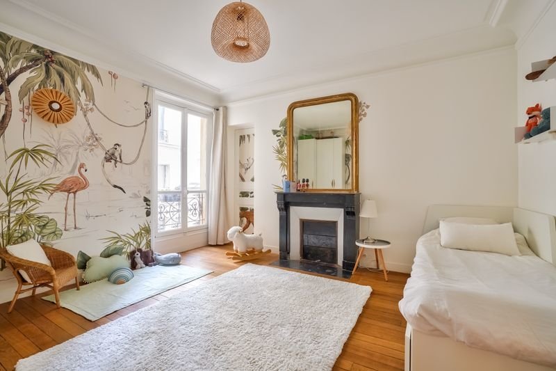 Appartement Haussmannien élégant à Paris – photo 9