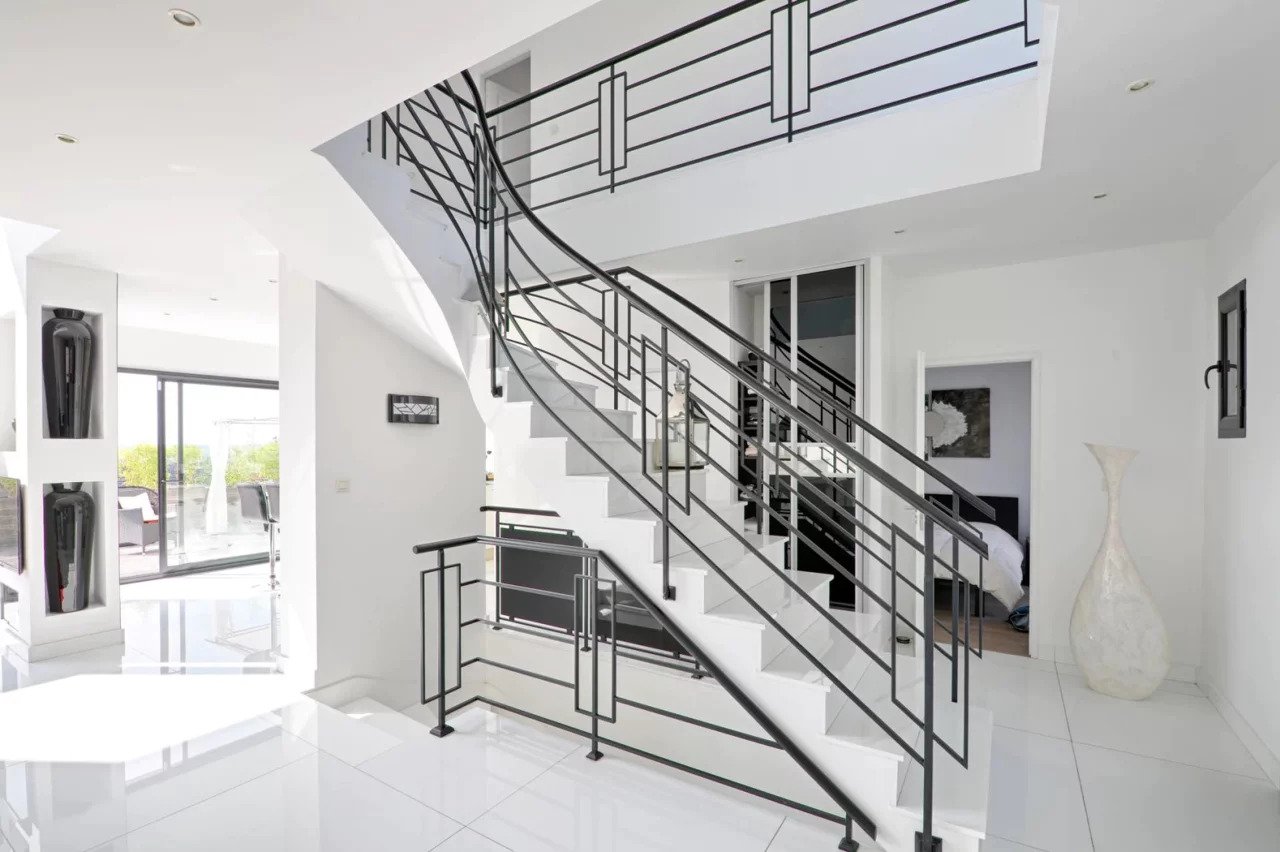 Mison d’architecte avec piscine en île de France – photo 9