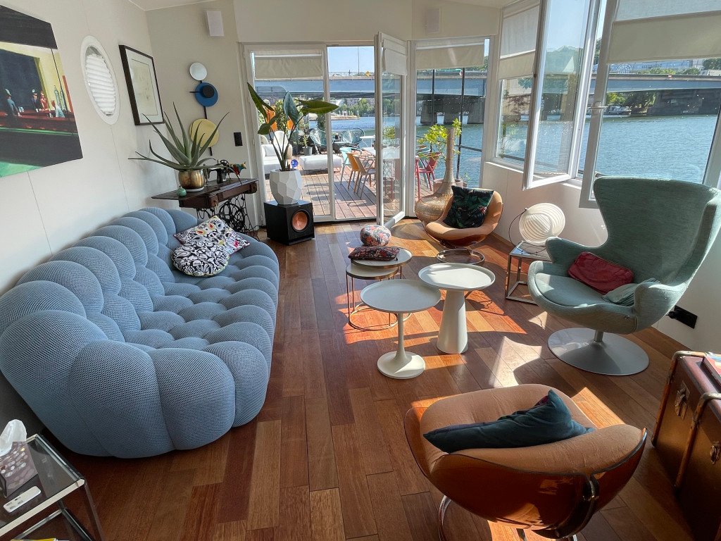 Péniche proche paris baignée de lumière – photo 8