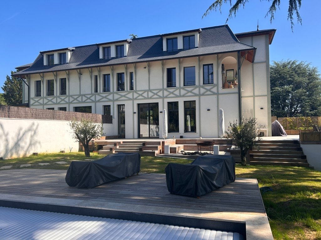 Maison de Maître dans l’ouest parisien – photo 1