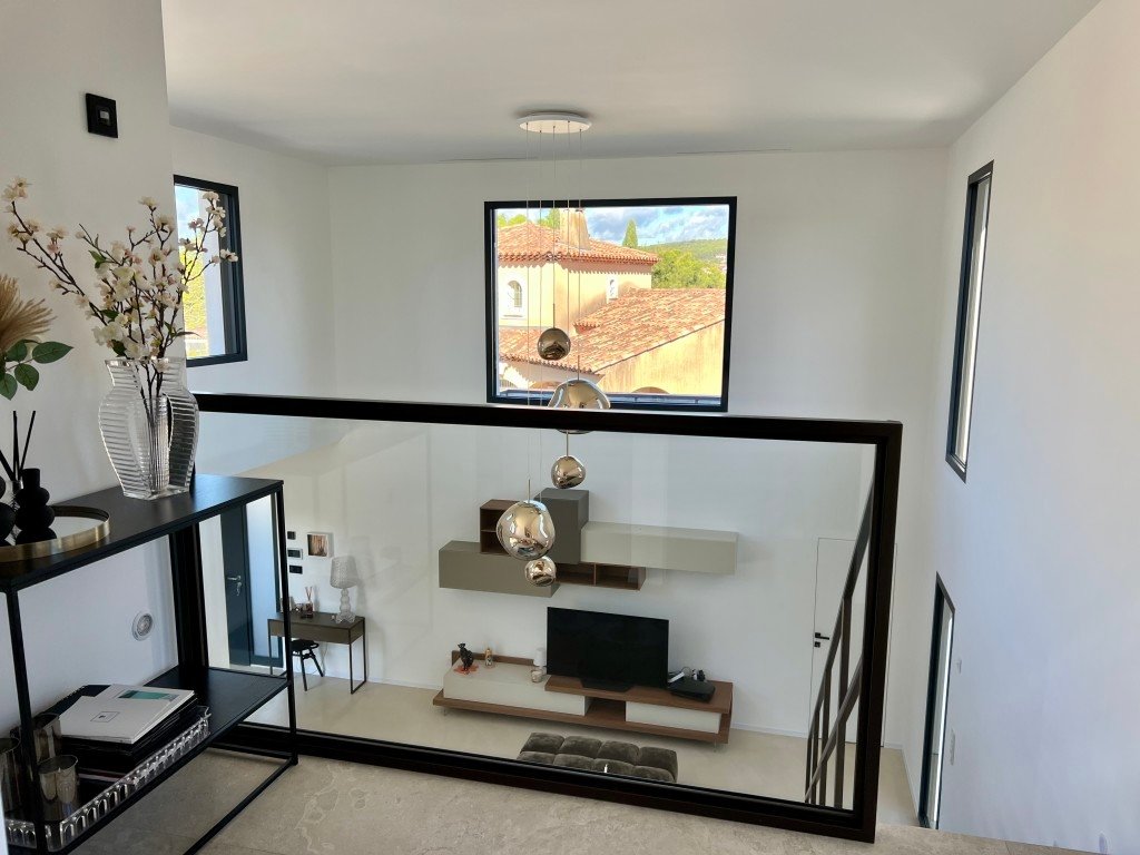 Maison contemporaine de 170 M2 dans le sud de la france – photo 9