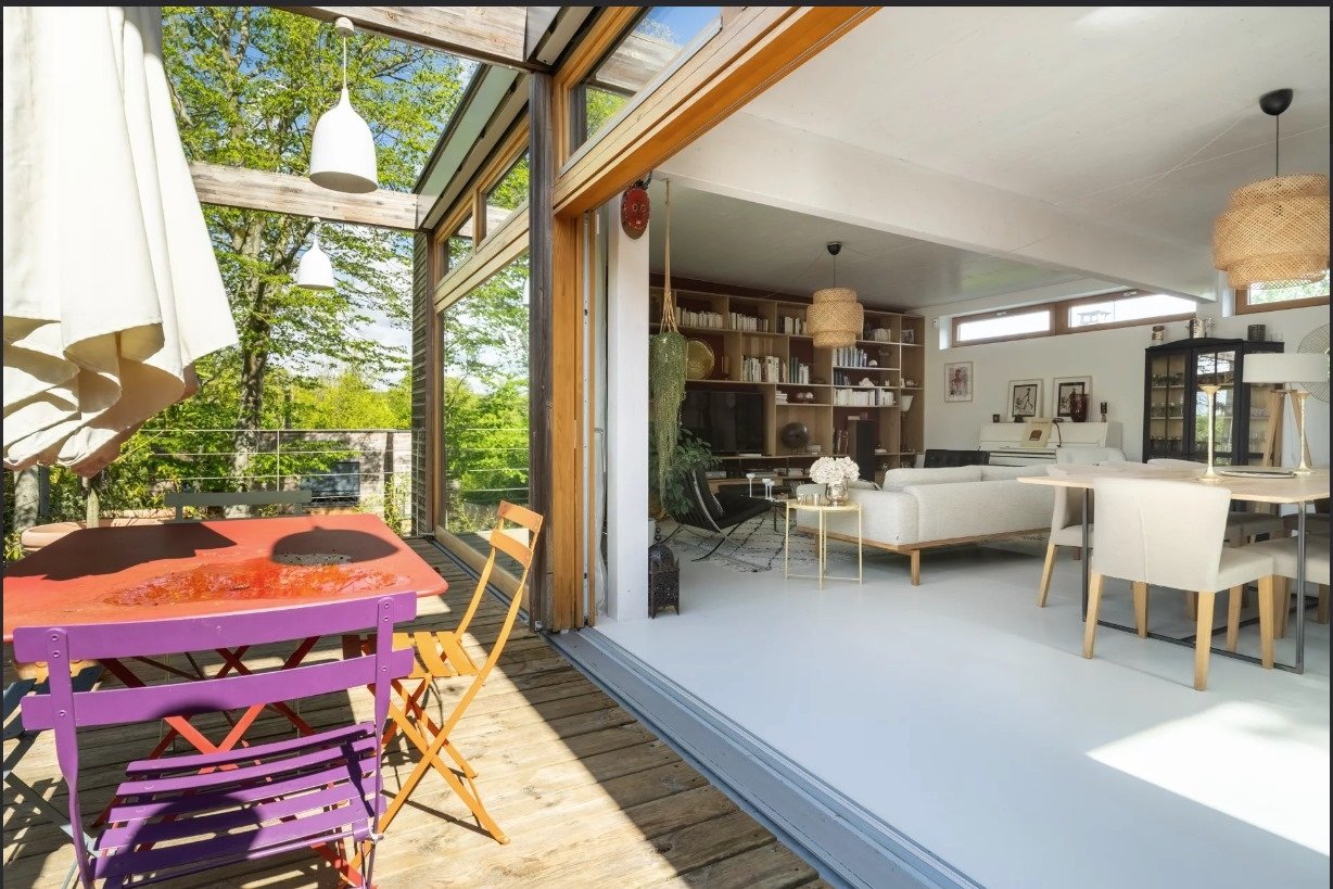 Maison en bois atypique dans un écrin de verdure proche de Paris – photo 5